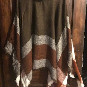 Turtleneck poncho